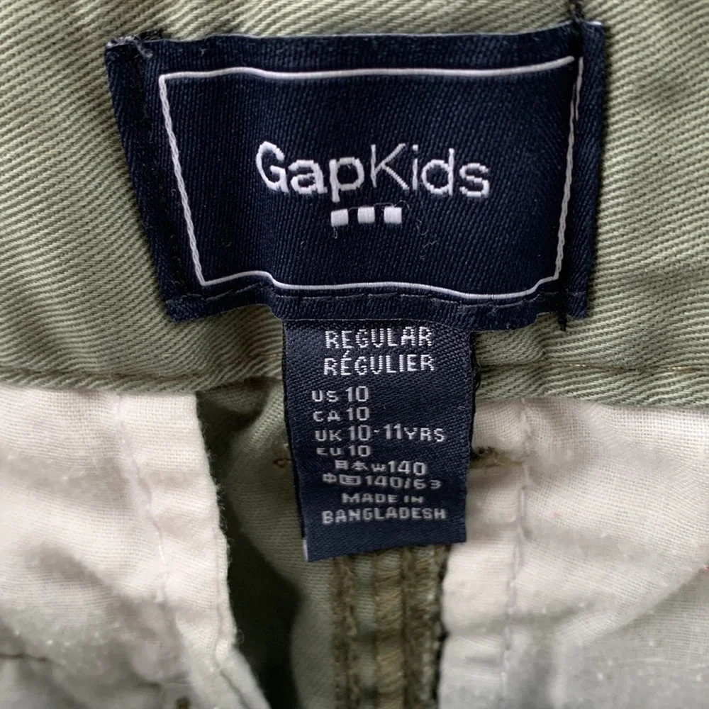 Gap Embroidered Green Fish Cargo Kids Boys Shorts sz 10